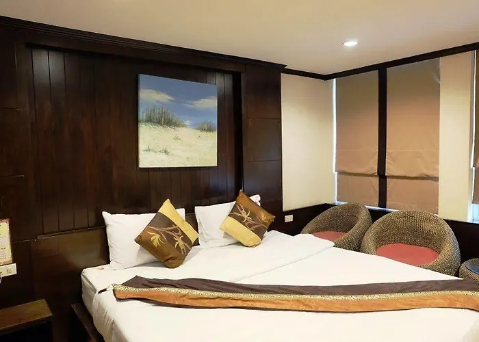 Everest Boutique 3*